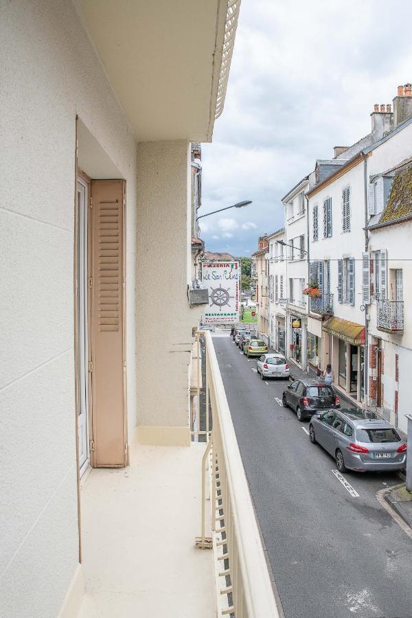 Le Dejoux - Appartement Avec Terrasse En Centre Ville วิชี ภายนอก รูปภาพ